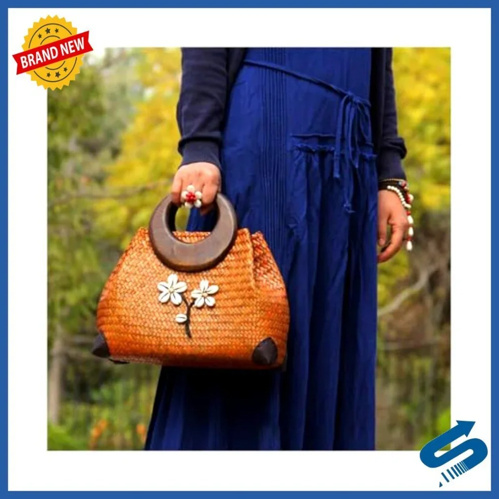 Hand-woven Rattan Tote Boho Wooden Handle Beach Bag Retro Elegant Travel